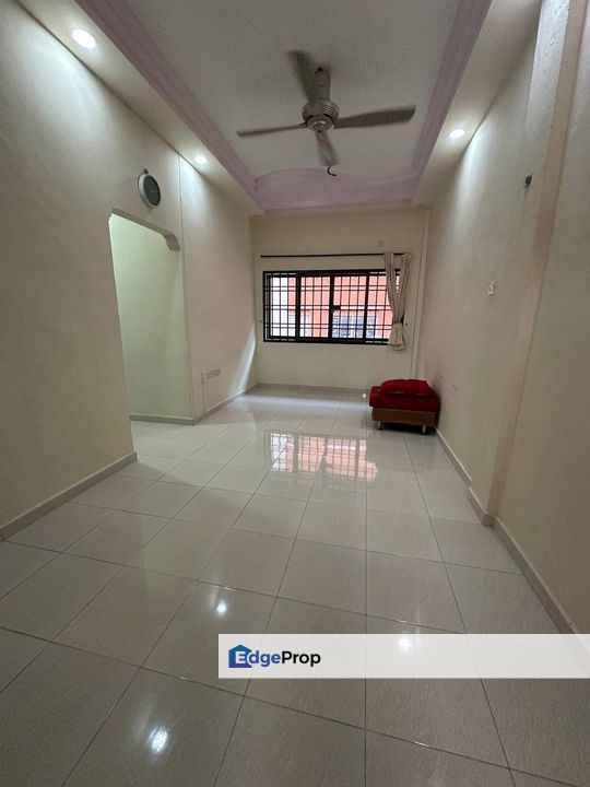 Flat Taman Pulai Utama Skudai Low Cost For Sale 2nd Floor Renovated Unit , Johor, Skudai