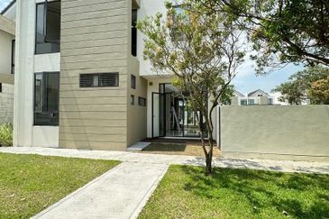 Avira Garden Terraces @ Medini