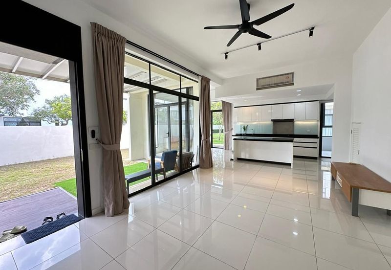 Avira Garden Terraces @ Medini