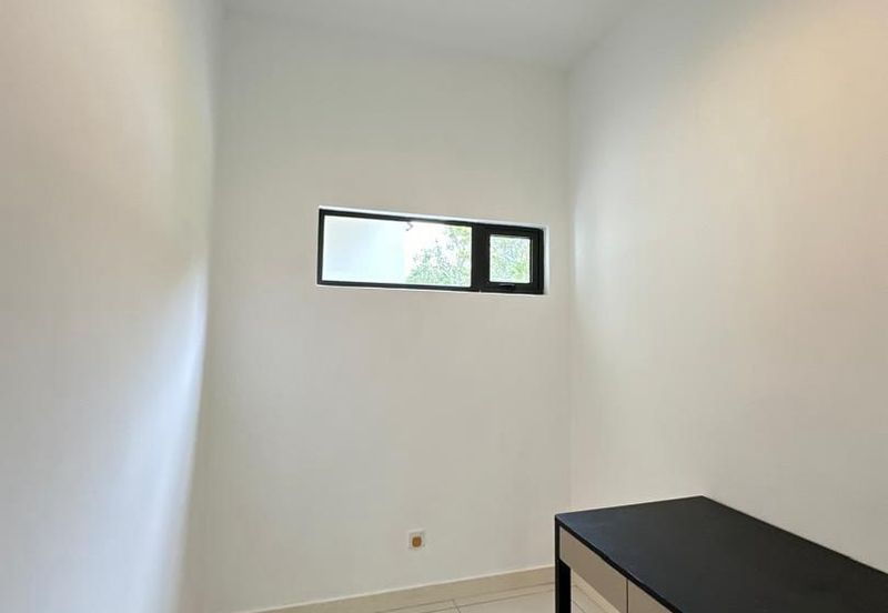 Avira Garden Terraces @ Medini