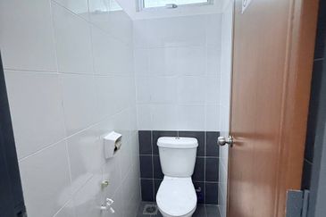 Tanjung Puteri Pasir Gudang 1st Floor Shoplot For Rent 