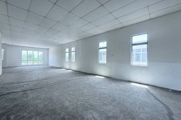 Tanjung Puteri Pasir Gudang 1st Floor Shoplot For Rent 