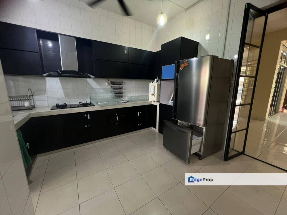 Taman Mutiara Rini Skudai Double Storey Terrace For Rent Partial Furnish , Johor, Skudai