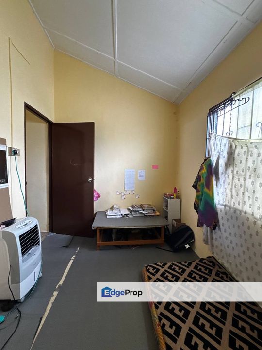 Taman Desa Cemerlang Ulu Tiram Double Storey Low Cost For Sale Kitchen Extended , Johor, Ulu Tiram