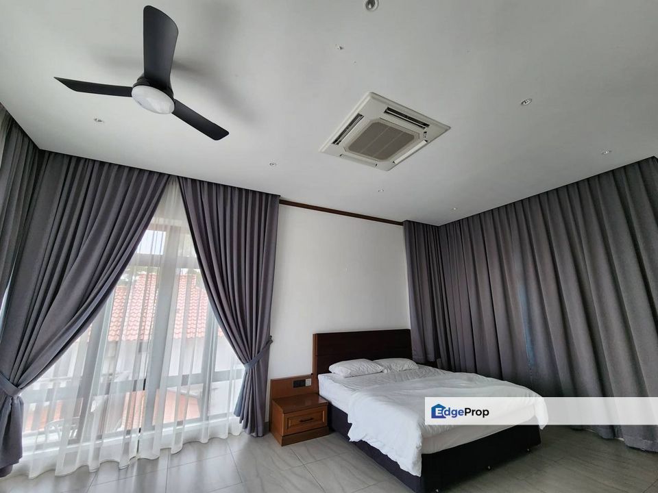 Country Residency @ Bandar Seri Alam Masai Double Storey Bungalow For Sale Fully Renovated Gated Guarded , Johor, Masai