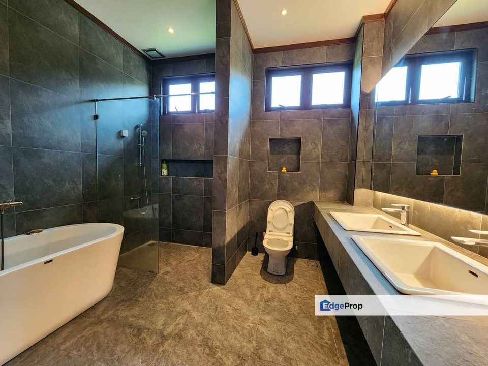 Country Residency @ Bandar Seri Alam Masai Double Storey Bungalow For Sale Fully Renovated Gated Guarded , Johor, Masai