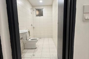 Dedaun Hijau (Greenfield Regency)