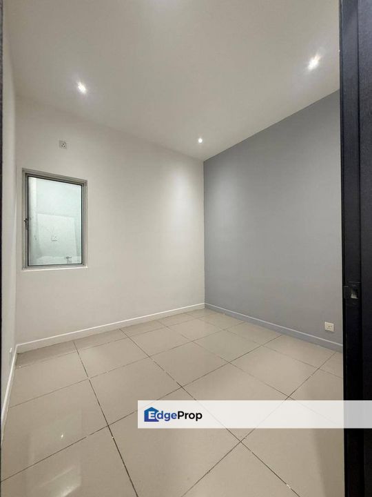 Greenfield Regency @ Tampoi Indah Apartment For Sale Renovated Unit With 2 Parking Lots, Johor, Tampoi