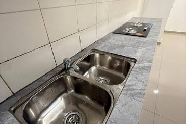 Dedaun Hijau (Greenfield Regency)