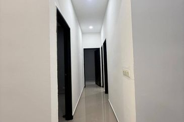 Dedaun Hijau (Greenfield Regency)