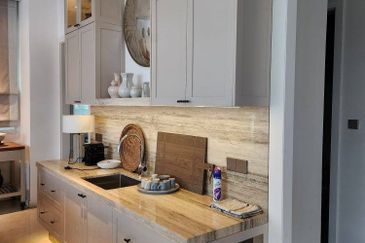 Emerald Bay @ Puteri harbour