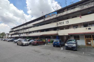 Flat Taman Ungku Tun Aminah