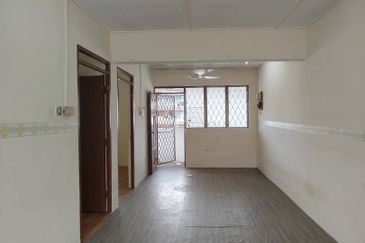 Flat Taman Ungku Tun Aminah