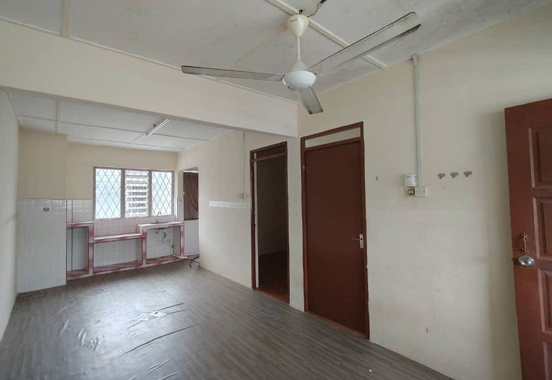 Flat Taman Ungku Tun Aminah