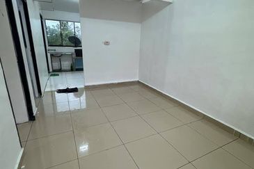Flat Taman Ungku Tun Aminah