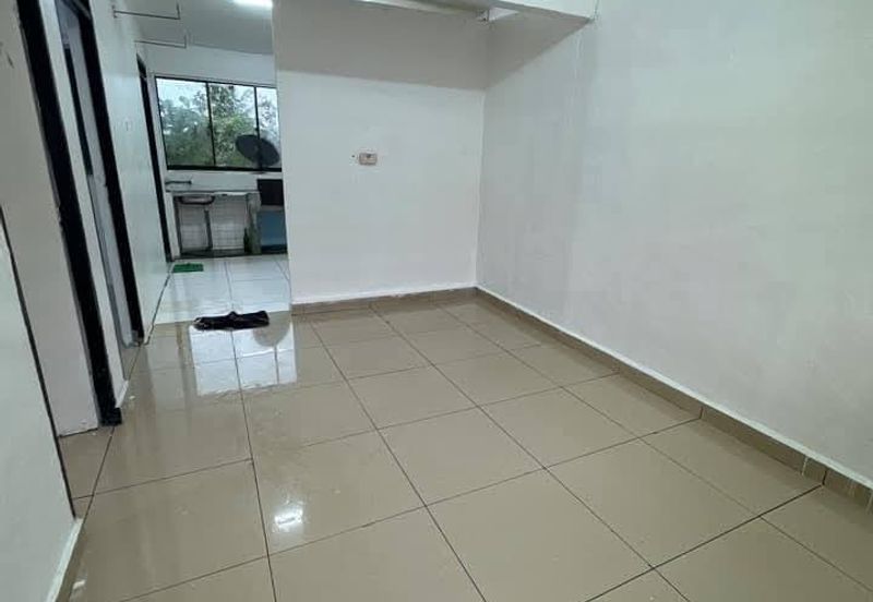 Flat Taman Ungku Tun Aminah
