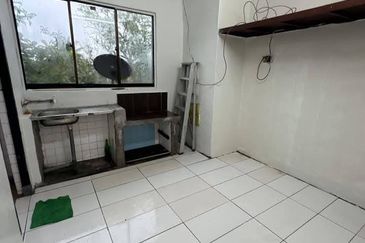 Flat Taman Ungku Tun Aminah