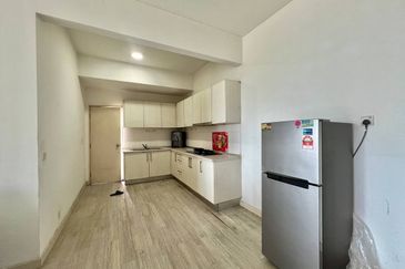 Dedaun Hijau (Greenfield Regency)