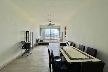 Dedaun Hijau (Greenfield Regency)