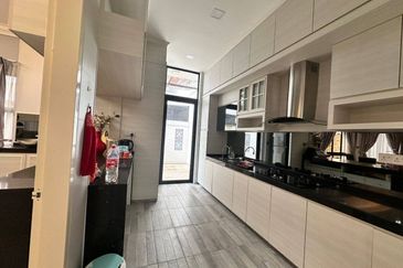 The Canal Garden South, Horizon Hills