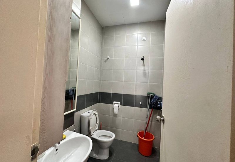 The Canal Garden South, Horizon Hills