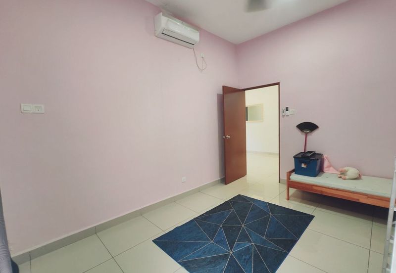 Taman Nusantara Prima @ Iskandar Puteri, Nusajaya Double Storey Cluster For Sale Fully Renovated with good Condition 