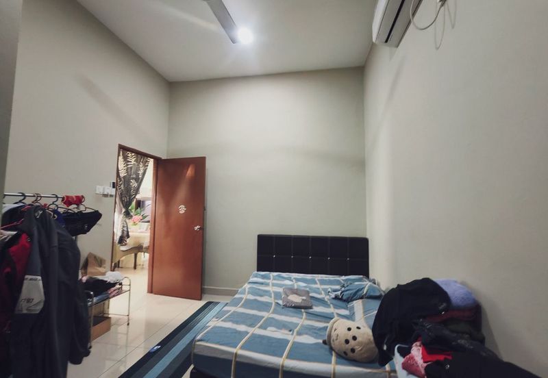 Taman Nusantara Prima @ Iskandar Puteri, Nusajaya Double Storey Cluster For Sale Fully Renovated with good Condition 