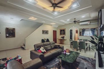 Taman Nusantara Prima @ Iskandar Puteri, Nusajaya Double Storey Cluster For Sale Fully Renovated with good Condition 