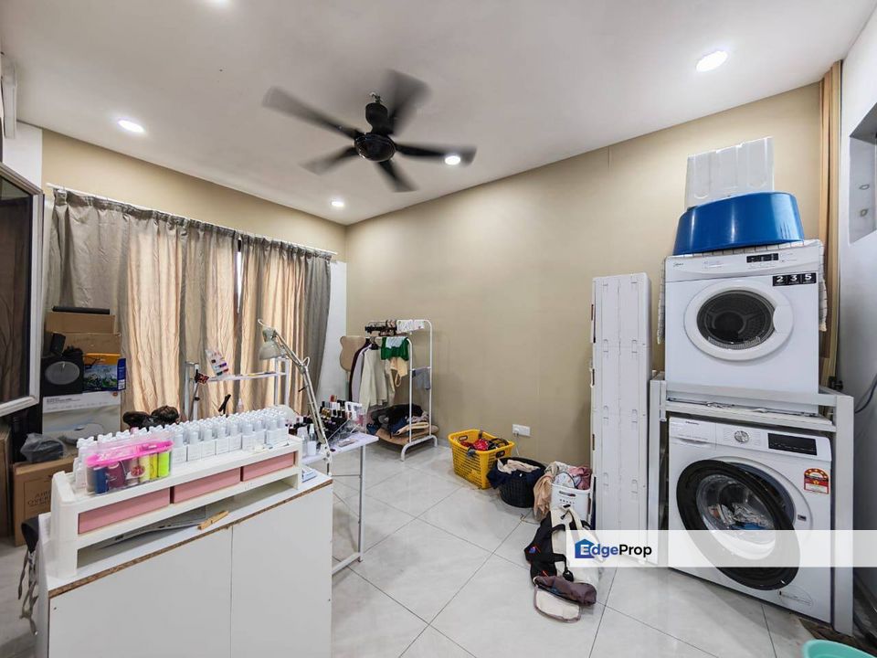 Taman Pulai Utama, Skudai, Single Storey Terrace Endlot With 11ft Land For Sale Fully Renovated , Johor, Skudai