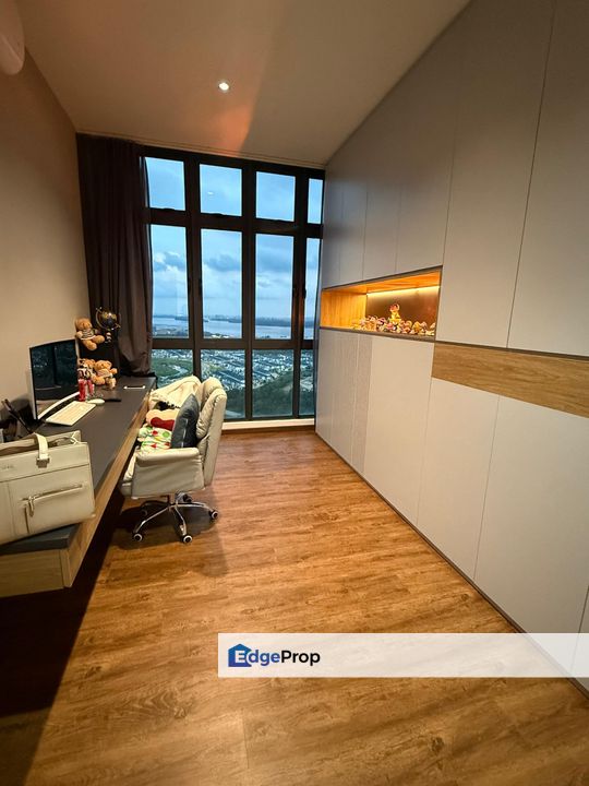 Green Haven @ Megah Ria, Masai,  For Sale Full Seaview, Fully Renovated , Johor, Masai