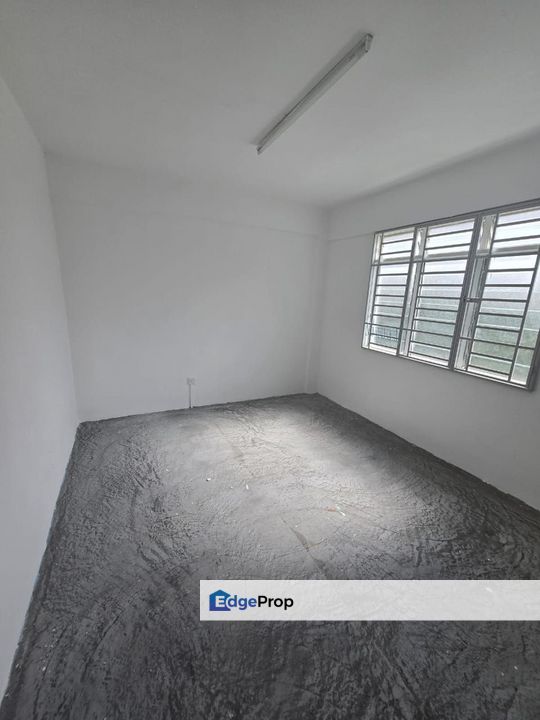 Flat Taman Ehsan Jaya, Low Cost Flat For Sale, 4th Floor , Johor, Johor Bahru