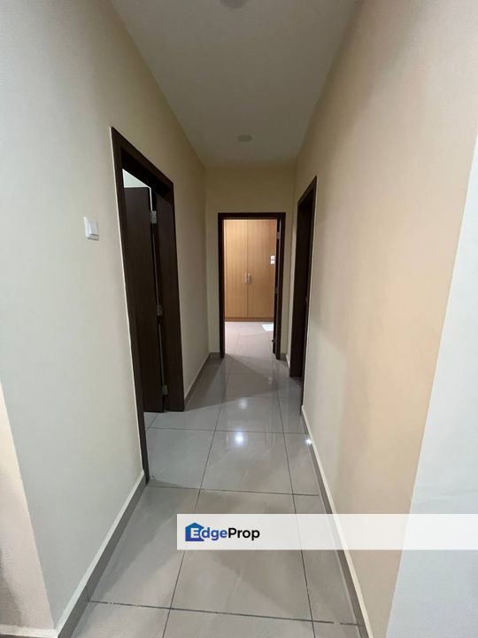 D'Secret Garden Residence @ Kempas Indah, For Sale Fully Renovated, Fully Furnish, 2 Parking Lots , Johor, Johor Bahru