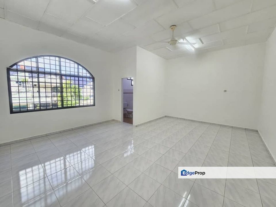 Taman Pulai Utama @ Skudai, Double Storey Terrace For Sale , Johor, Skudai