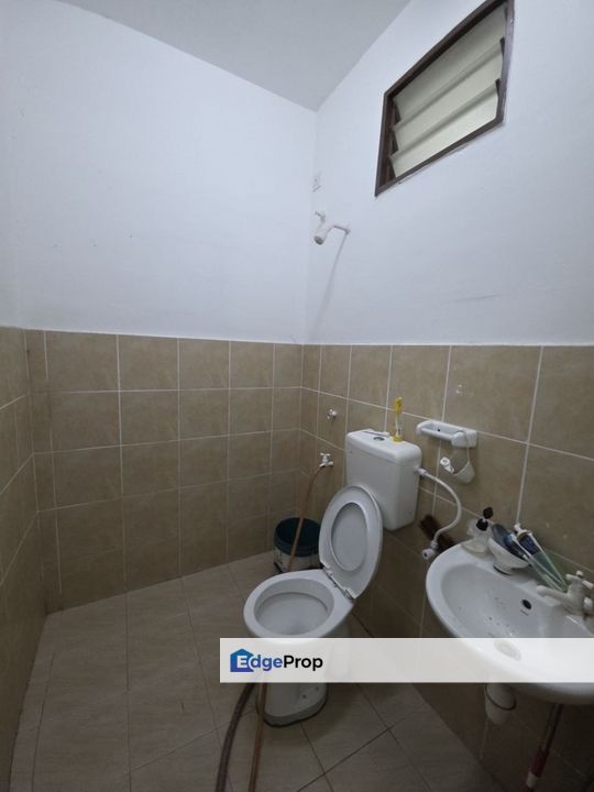 Taman Scientex Senai @ Senai, Townhouse Upper Floor For Sale , Johor, Senai