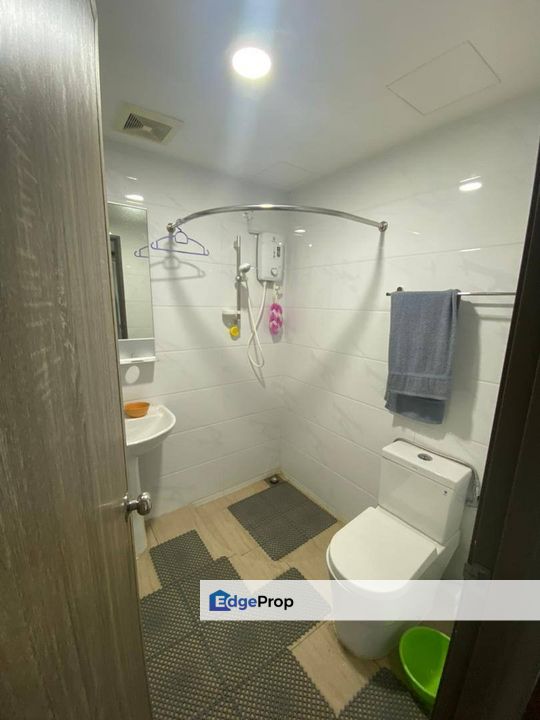 Central Park @ Damansara Aliff, Big Size Condo For Sale Fully Furnish, Johor, Johor Bahru
