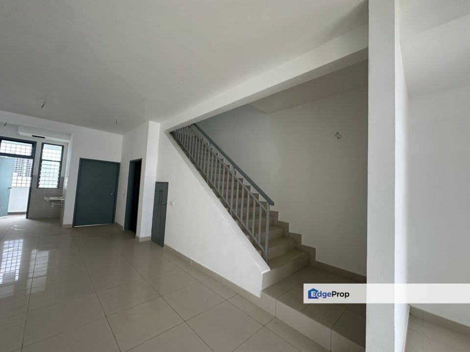 Straits View Link @ Permas Jaya, Double Storey Terrace For Rent  Partial Furnish , Johor, Masai
