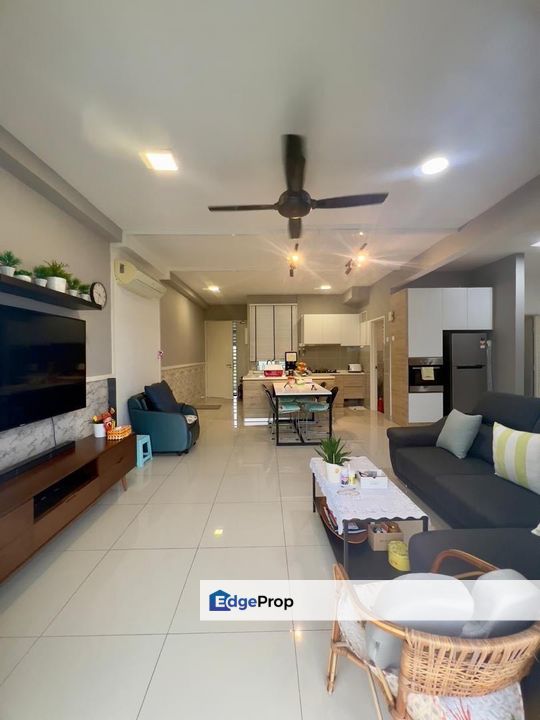 D'Lagoon Residence @ Seri Austin, Apartment For Sale Fully Furnish with modern Renovation , Johor, Johor Bahru