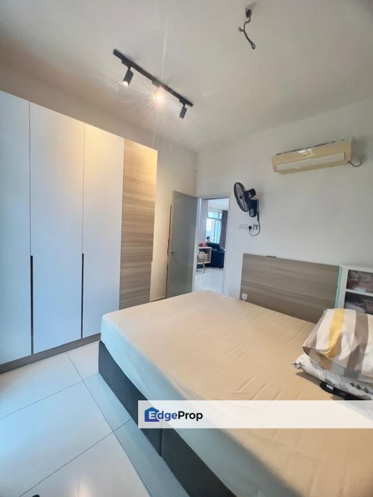 D'Lagoon Residence @ Seri Austin, Apartment For Sale Fully Furnish with modern Renovation , Johor, Johor Bahru