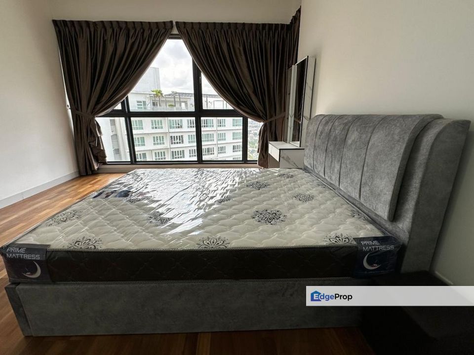 Bora Residence Apartment @ Danga Bay, For Sale Fully Furnish , Johor, Johor Bahru