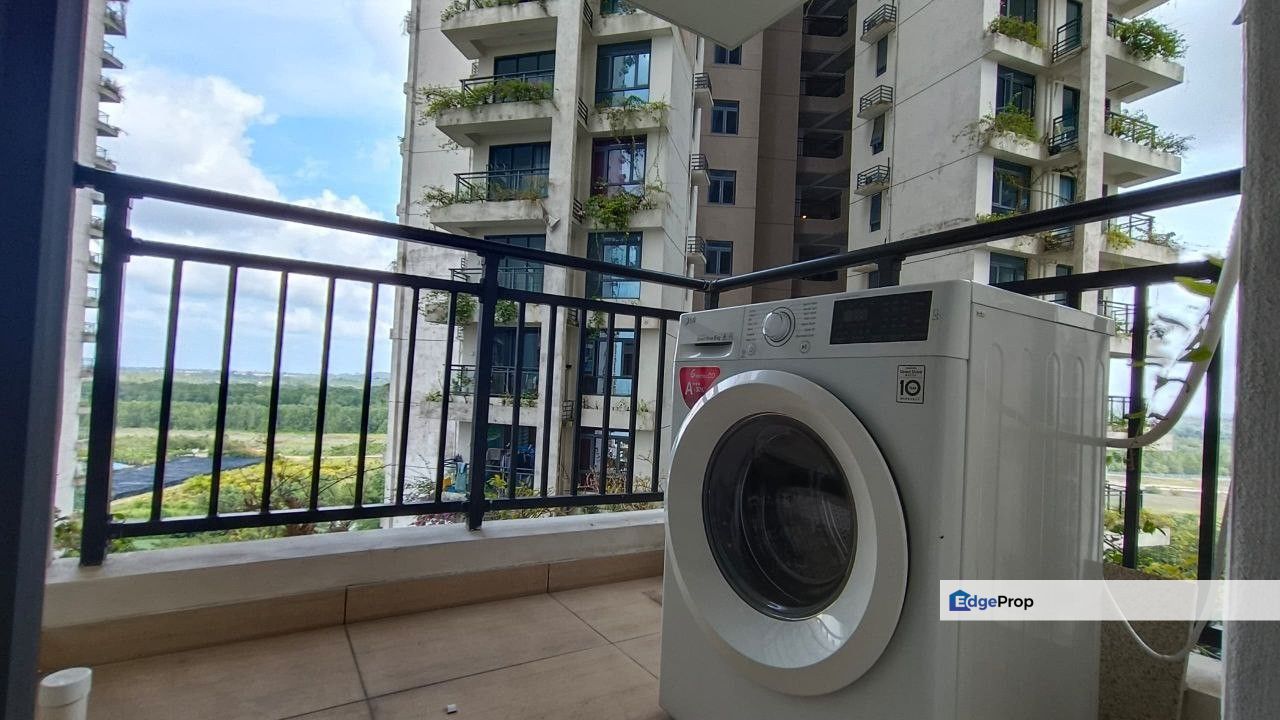 Starview Bay @ Forest City, For Sale Fully Furnish with Part Seaview , Johor, 