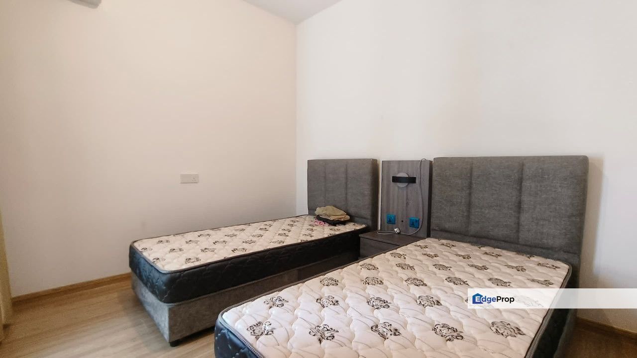 Starview Bay @ Forest City, For Sale Fully Furnish with Part Seaview , Johor, 