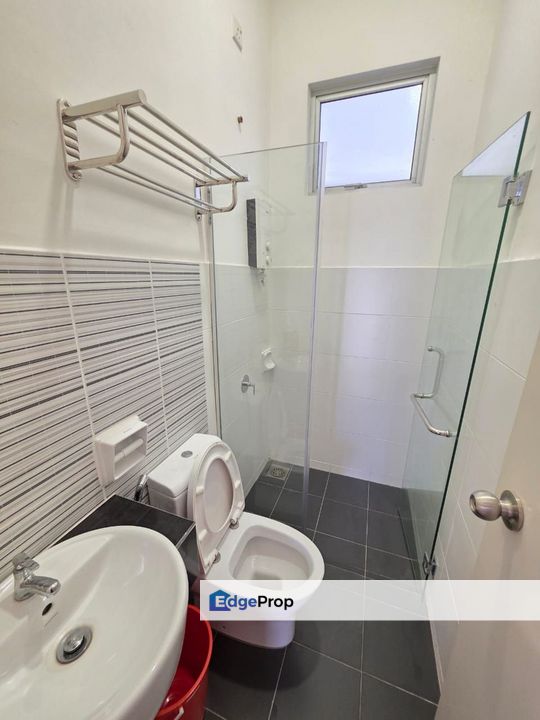 Aspira Lakehomes @ Gelang Patah, Near Tuas 2nd Link, Double Storey Terrace For Sale Renovated Unit , Johor, Gelang Patah