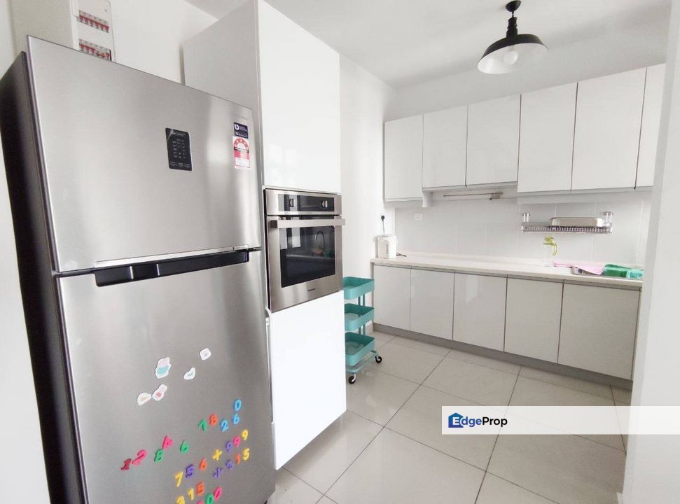 Austin Suites @ Mount Austin, Apartment For Sale, 2 Bedder, Fully Furnish , Johor, Johor Bahru