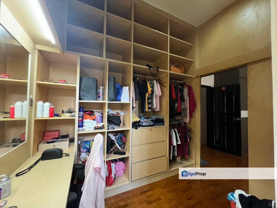 Taman Sutera Utama @ Skudai, Double Storey Terrace Endlot With 19ft Land , For Sale Unblock View , Johor, Skudai