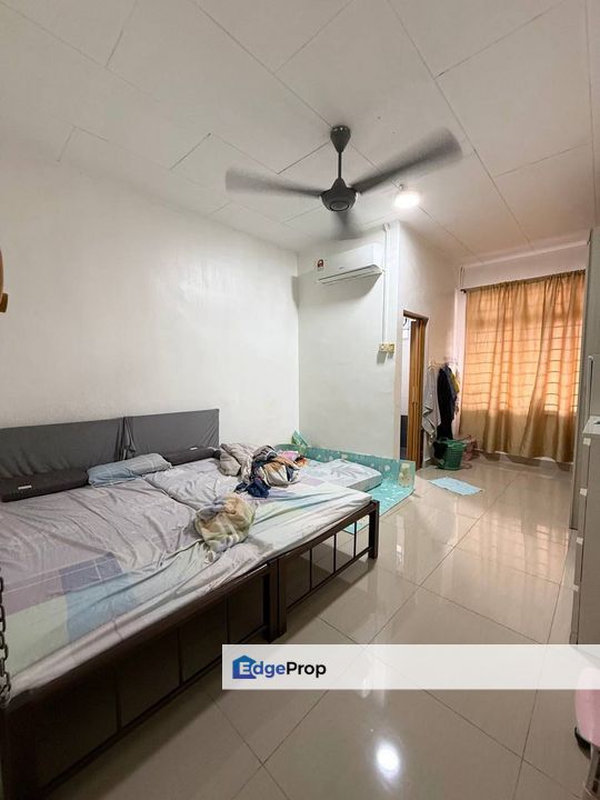 Taman Megah Ria @ Masai, 1.5 Storey Semi Detached For Sale, Fully Renovated , Johor, Masai