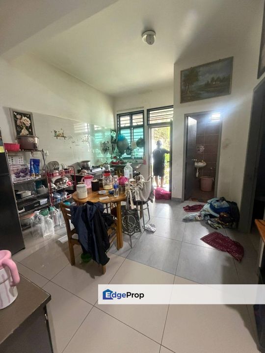 Taman Rinting @ Masai, Double Storey Terrace 24x100 For Sale Long Car Porsh , Johor, Masai