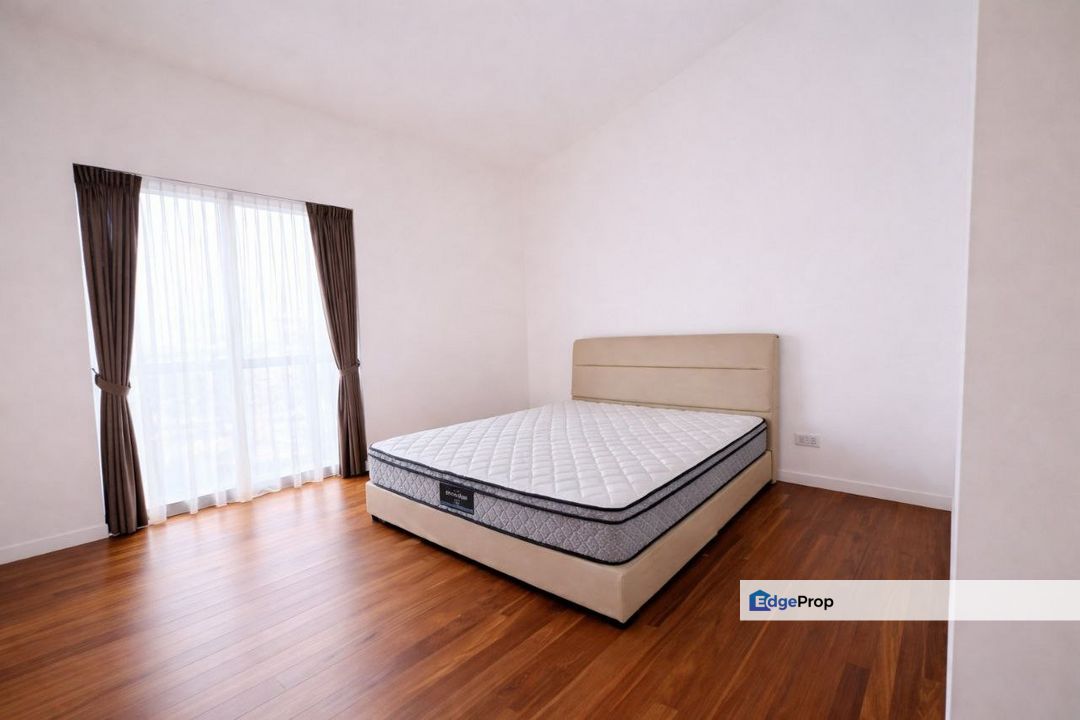 The Astaka @ 1 Bukit Senyum, Jb Town, Condo For Rent, Very High Floor, Seaview Unit, Johor, Johor Bahru