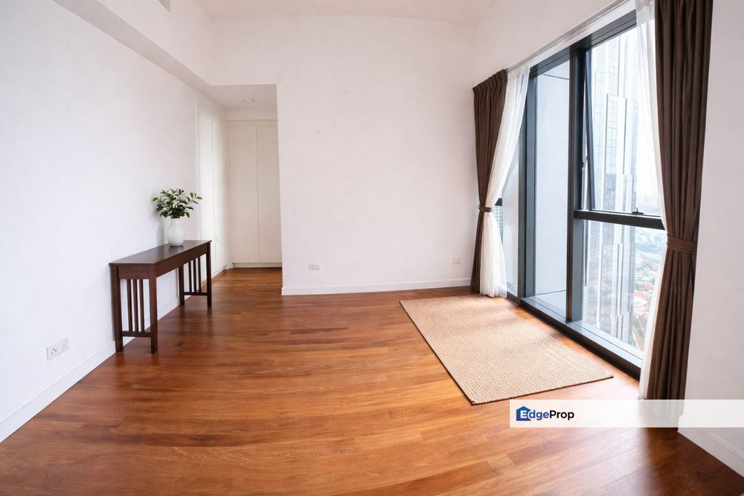 The Astaka @ 1 Bukit Senyum, Jb Town, Condo For Rent, Very High Floor, Seaview Unit, Johor, Johor Bahru