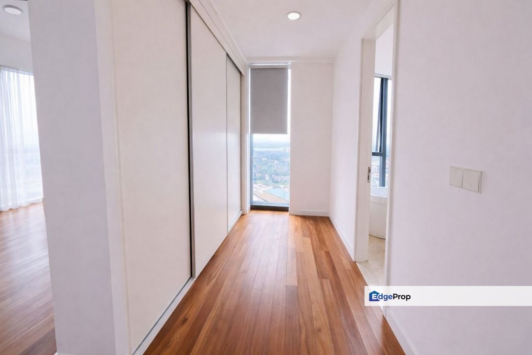 The Astaka @ 1 Bukit Senyum, Jb Town, Condo For Rent, Very High Floor, Seaview Unit, Johor, Johor Bahru