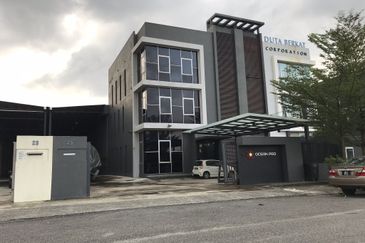 BUKIT KEMUNING 1 - JALAN BUKIT RIMAU